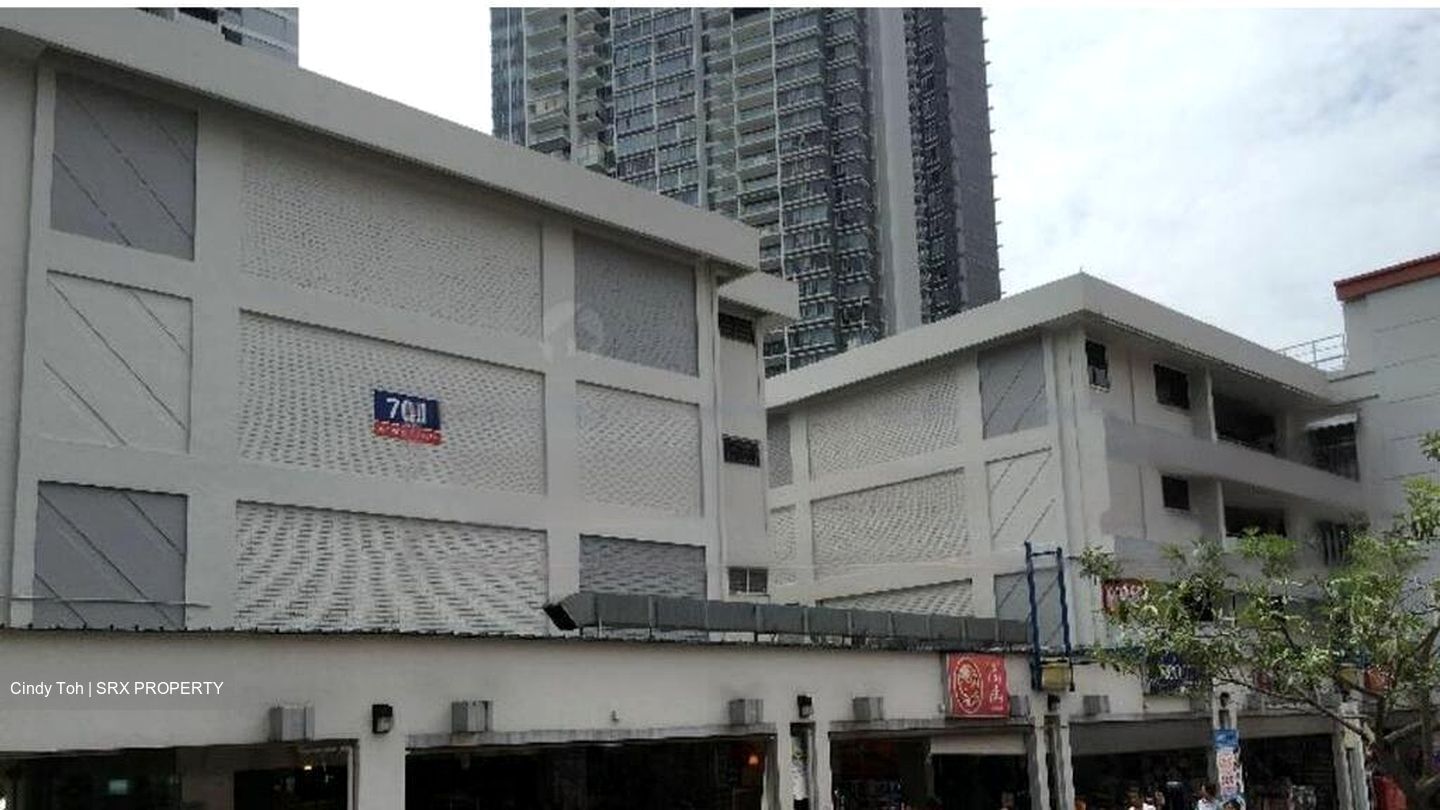 709 ANG MO KIO AVENUE 8 (D20), Shop House #469187311